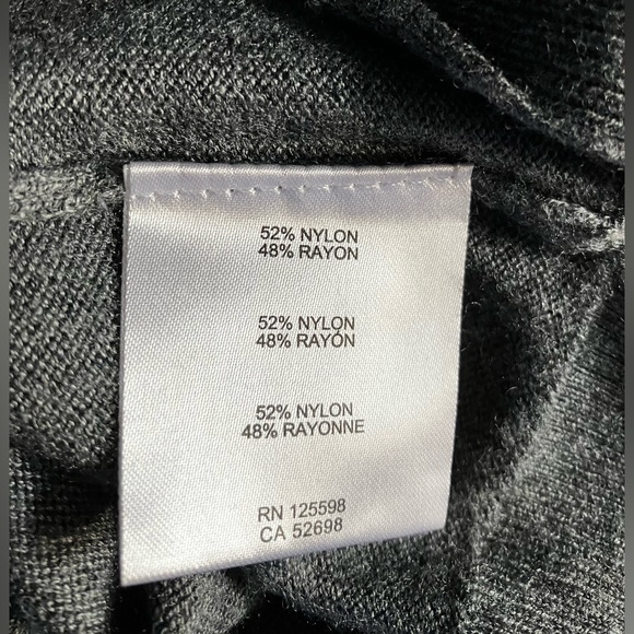 Ellen Tracy grey round neck long sleeve nylon/rayon blend sweater/pullover - Picture 9 of 15
